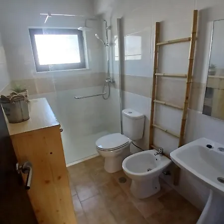 בית נופש Brito לאגוּ‏ש